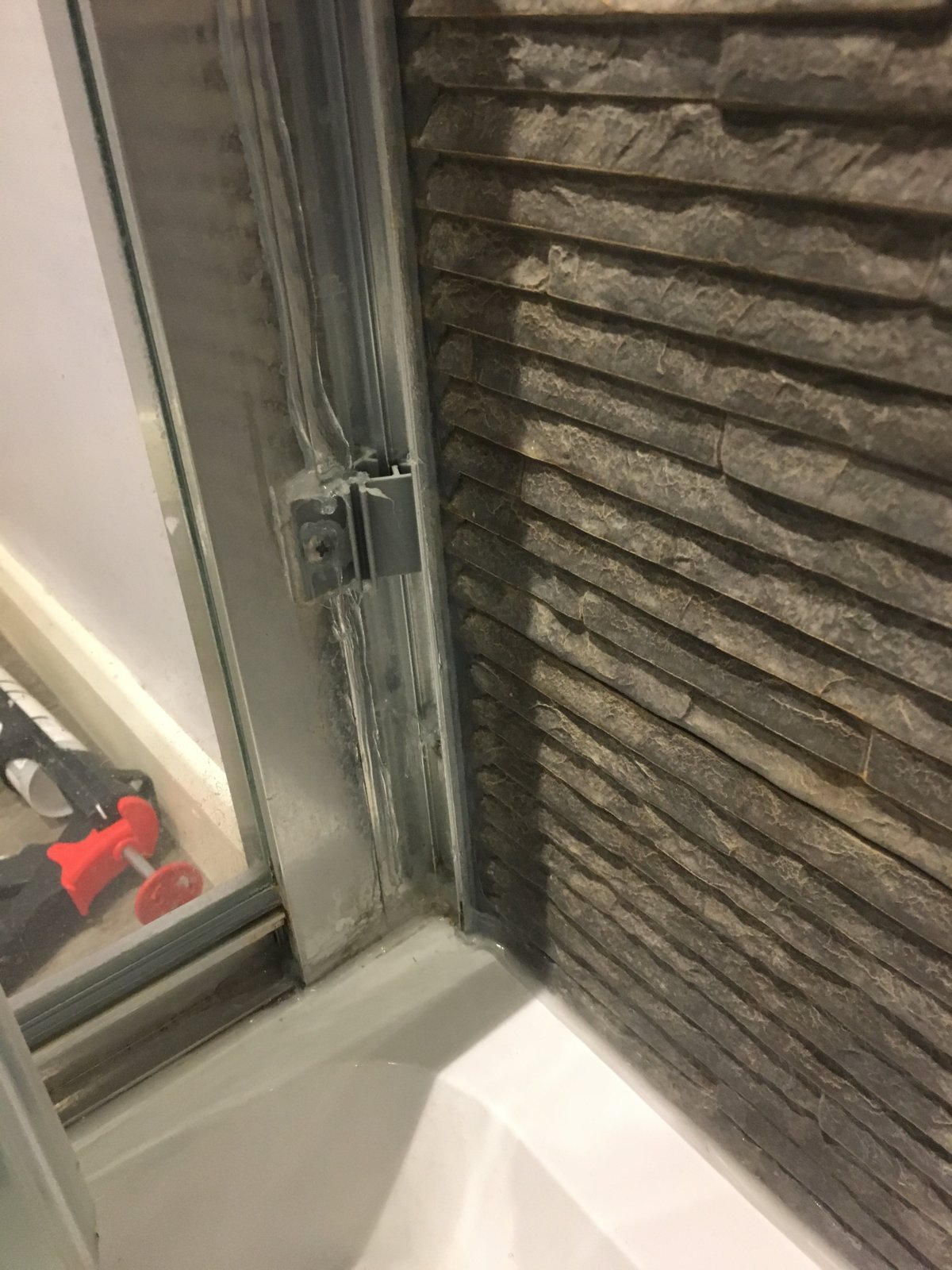 Hairline cracks in grout DIYnot Forums