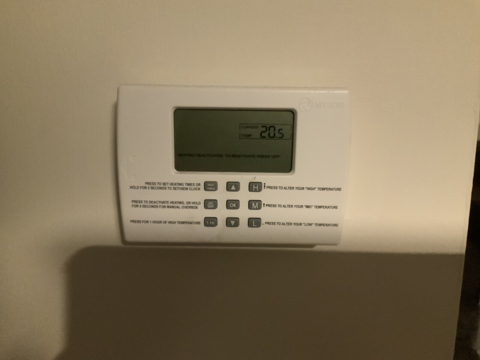 Baxi combo boiler staying on. DIYnot Forums