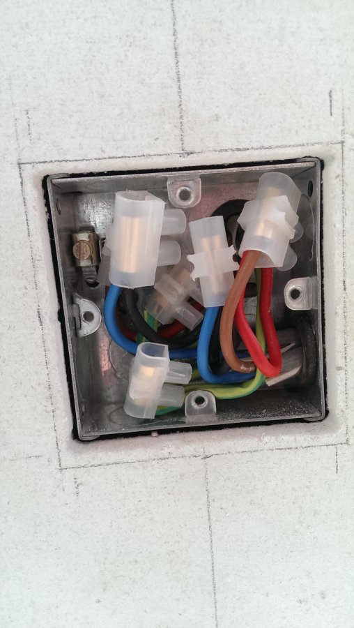 Earthing Metal Back Box? DIYnot Forums