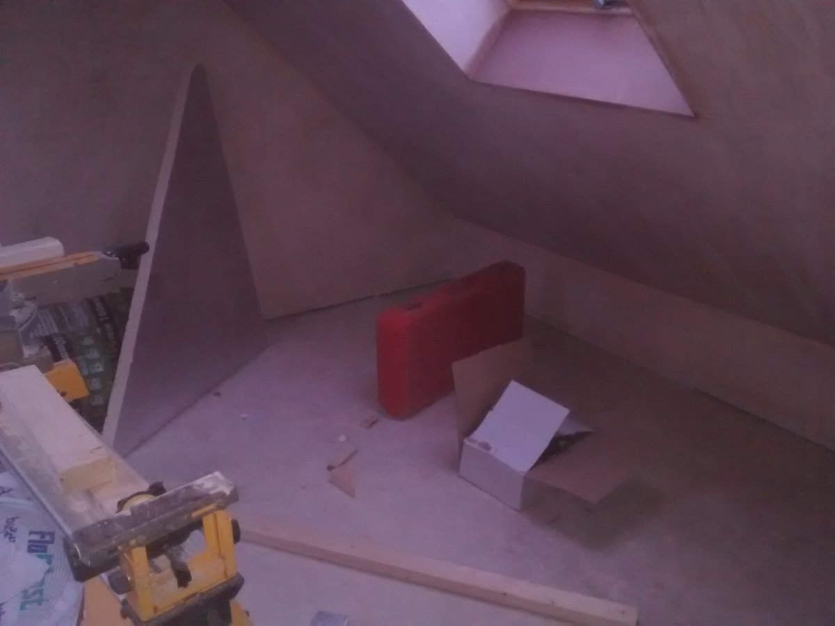 Looking for ideas for easy eaves storage DIYnot Forums