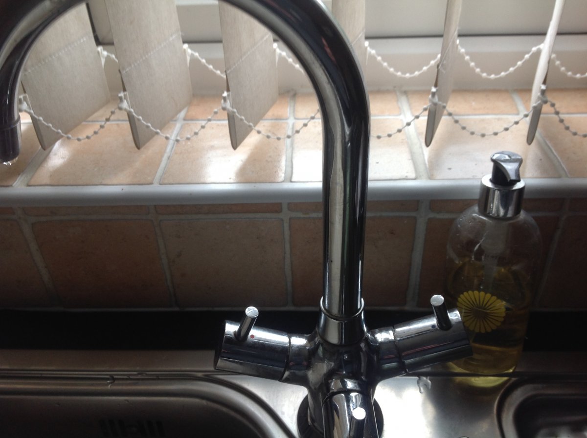 How do I change washer(s) in this tap ? DIYnot Forums