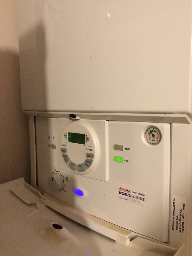 Combi Boiler hot water problem. DIYnot Forums