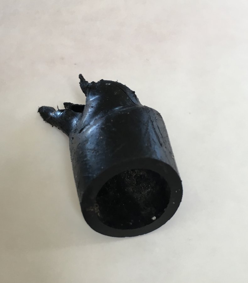 Black Mains water supply pipe. DIYnot Forums
