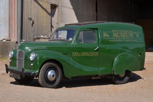 Austin A40 Van.jpg