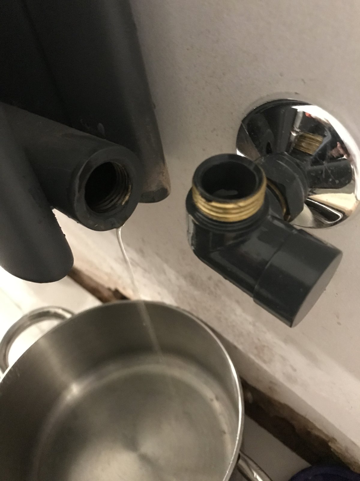 Hole in radiator, possible to fix? DIYnot Forums