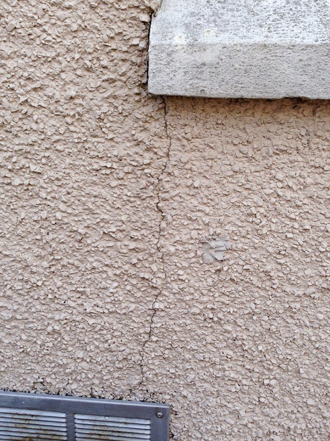 Crack-below-kitchen-window.jpg