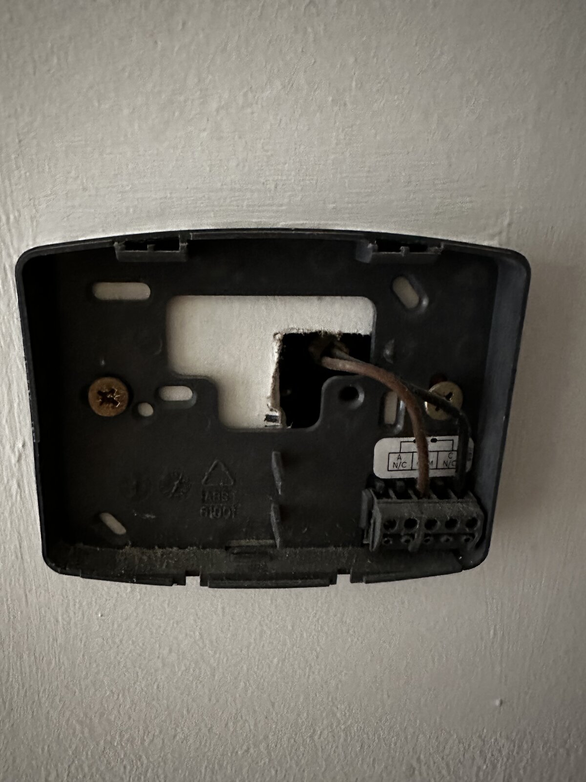 Replace wired Danfoss TP5000 thermostat with a wired Tado thermostat to