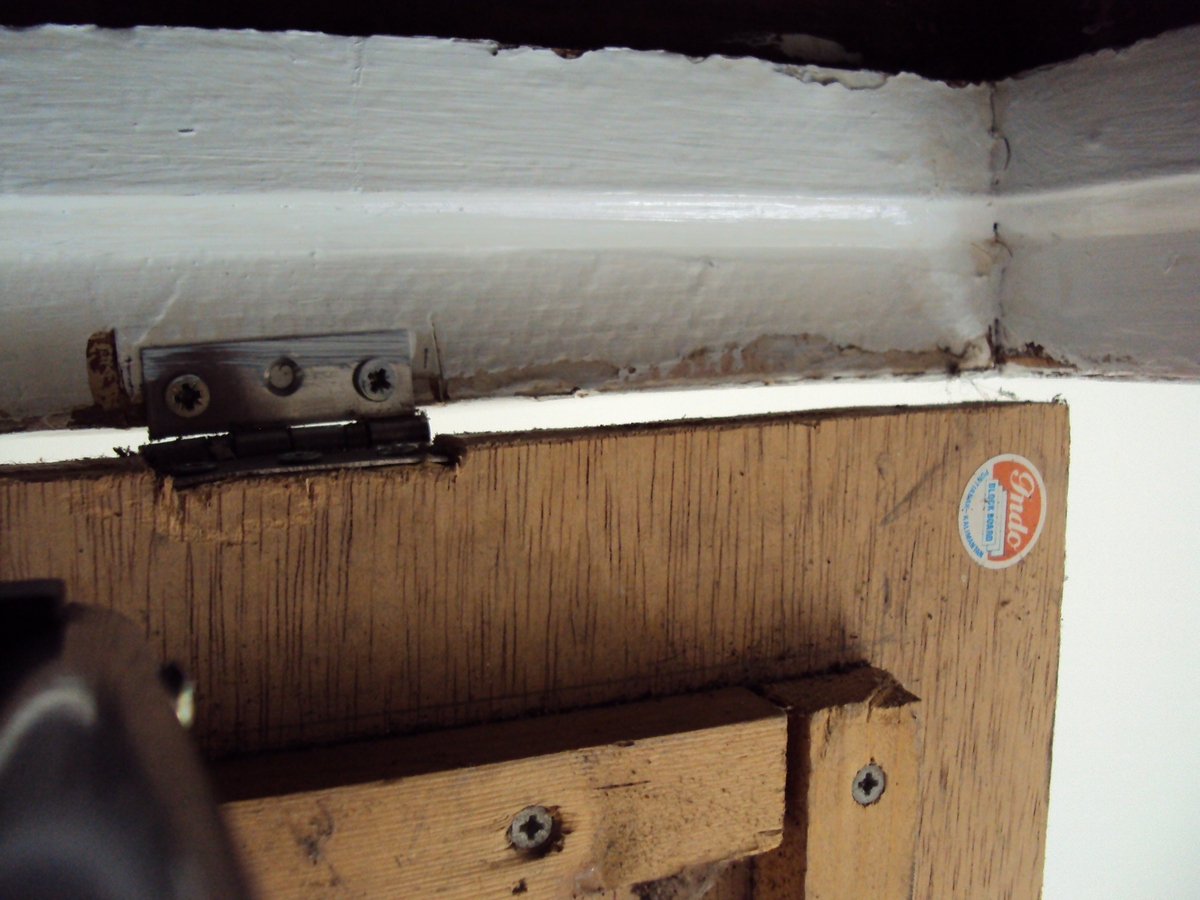 Around Loft Hatch Door Draught Excluder Seal Strip Weather Proofing Insulation
