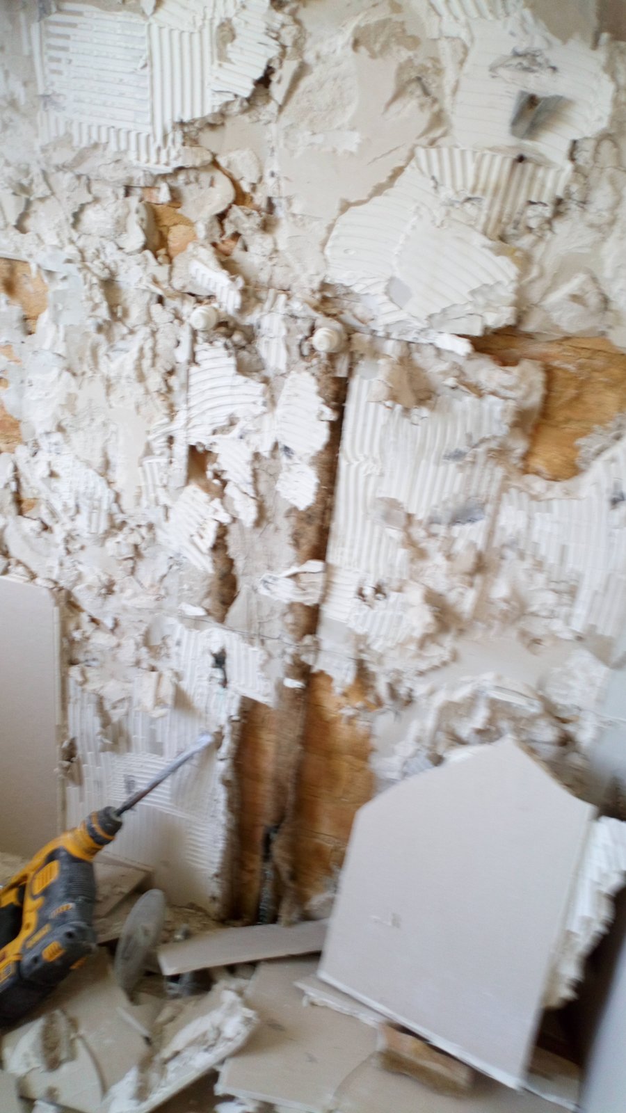 Getting tiles off DIYnot Forums