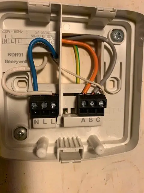 Existing Thermostat Wiring.jpg