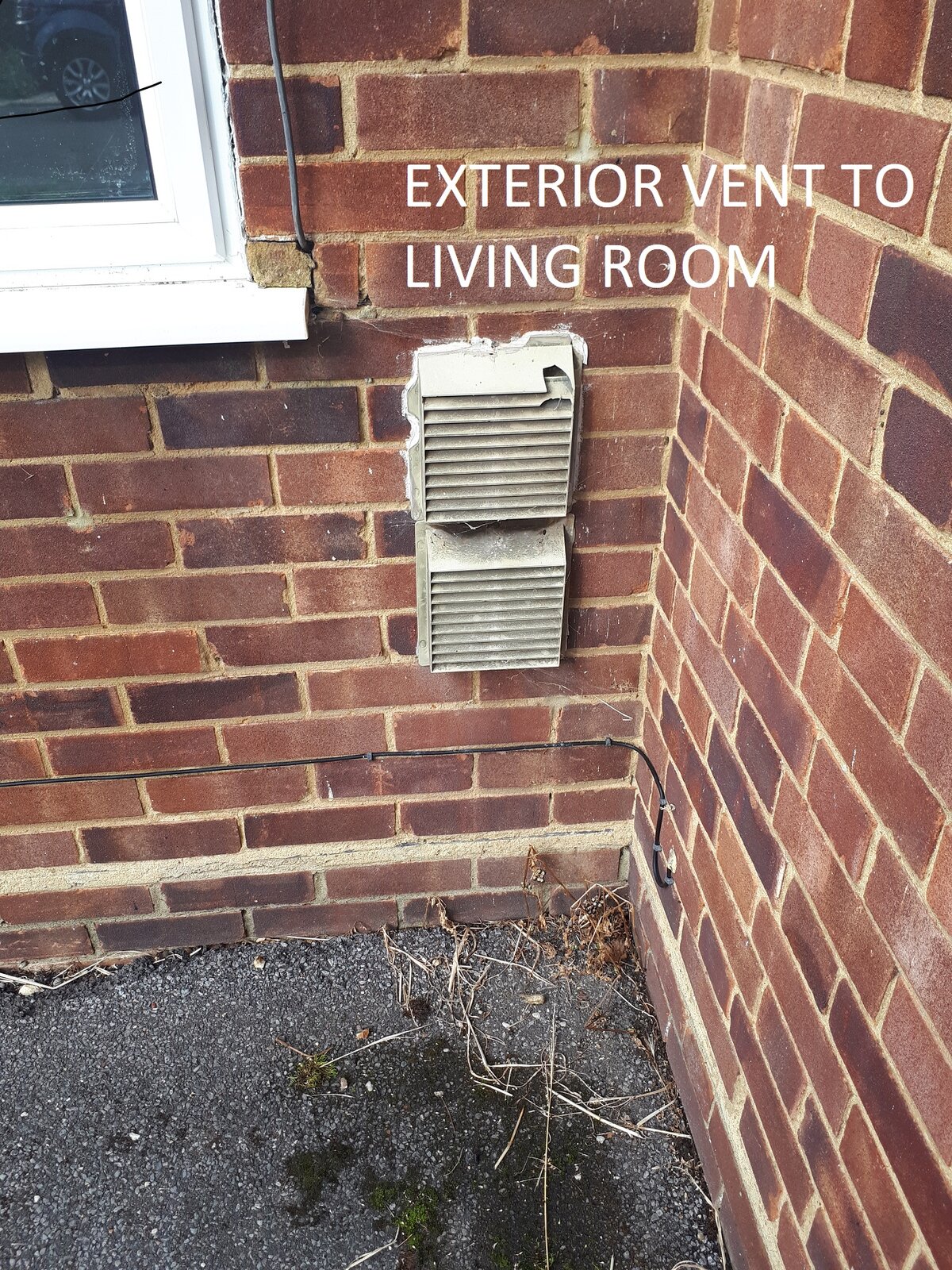 Exterior vent to Living room.jpg