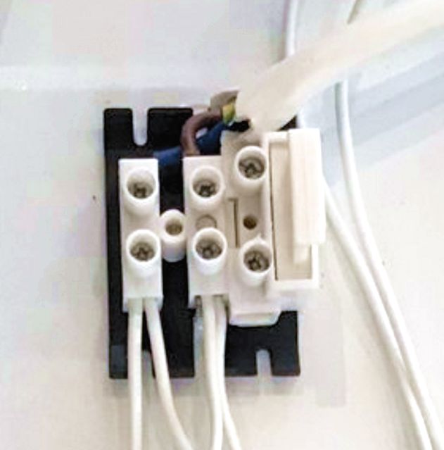 How to Retrofit LED T8 Tube Light? | DIYnot Forums