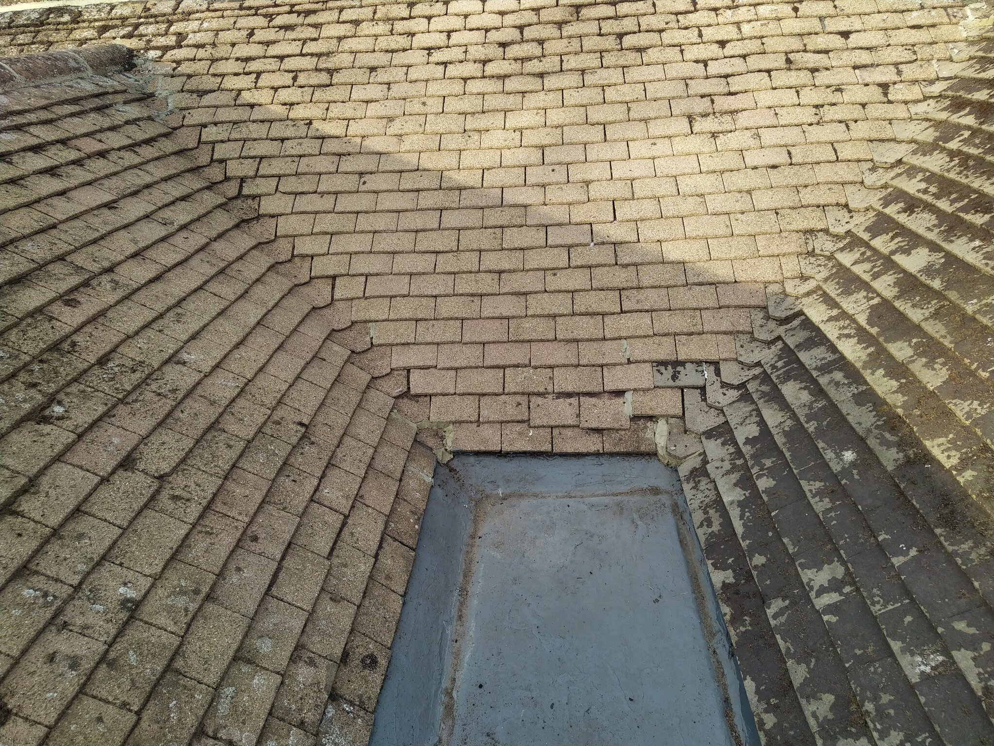 flat-roof sunk edges.jpg