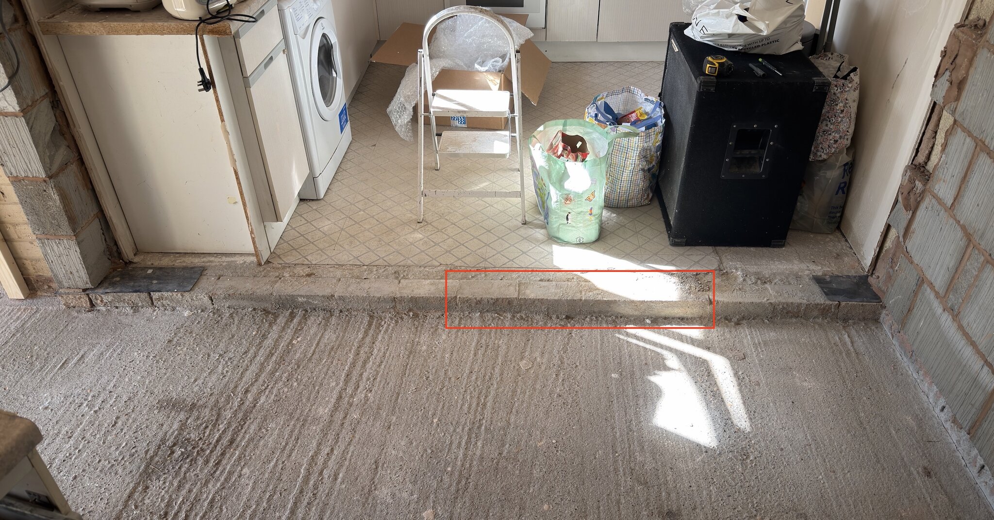 Floor Threshold.jpg