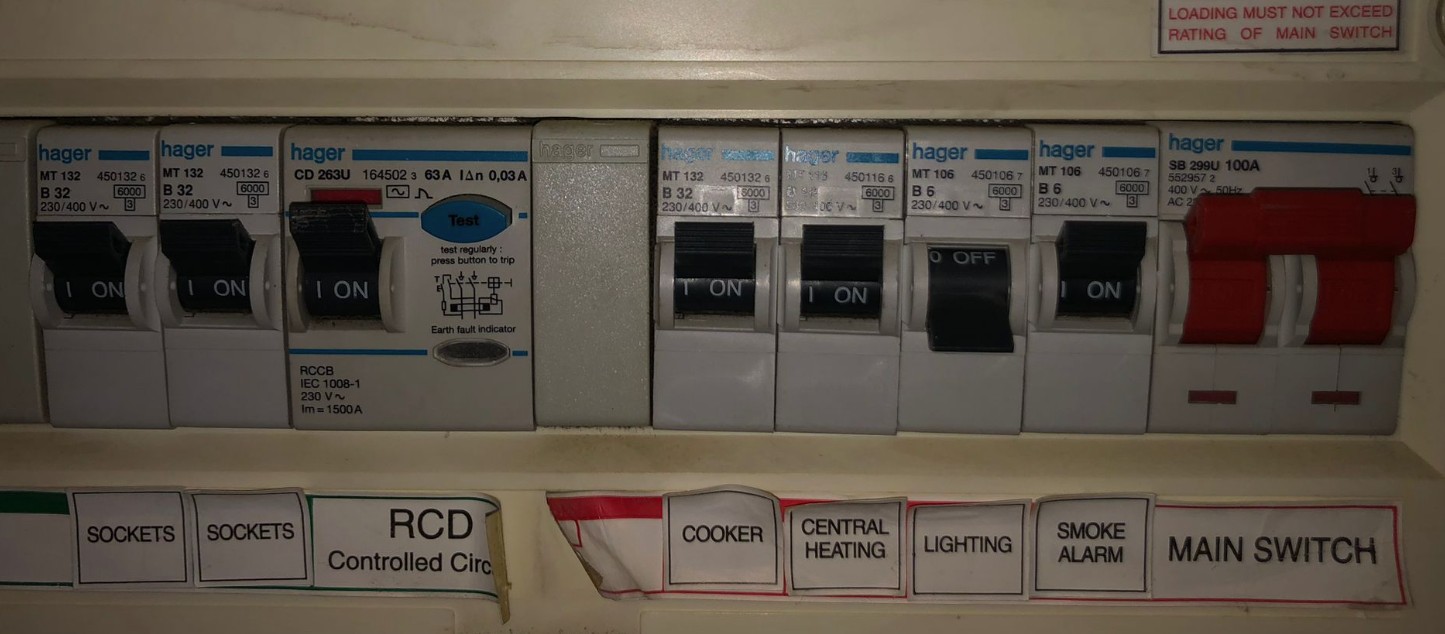 fuse box.jpg