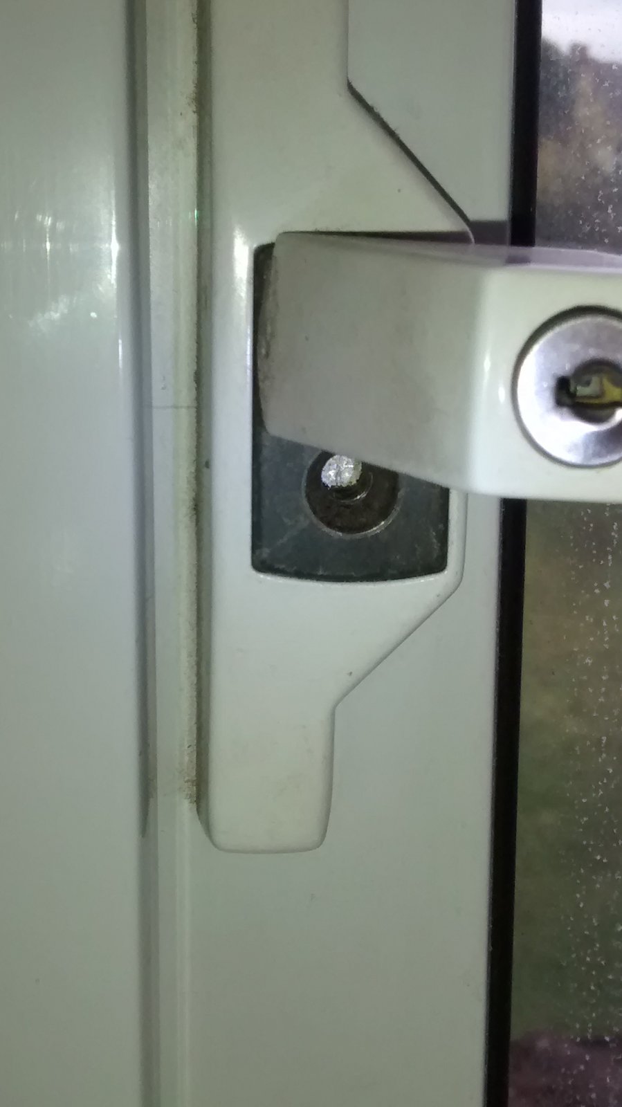 How to remove this upvc window handle DIYnot Forums