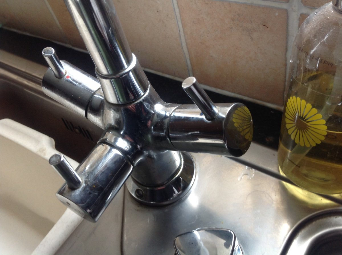 How do I change washer(s) in this tap ? DIYnot Forums