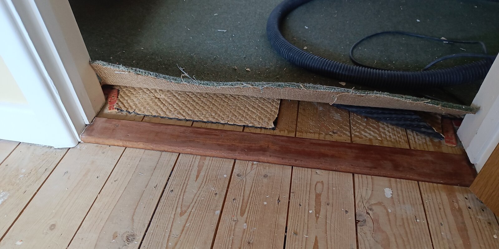 Oak ? Door threshold, renovated with wax or varnish? DIYnot Forums
