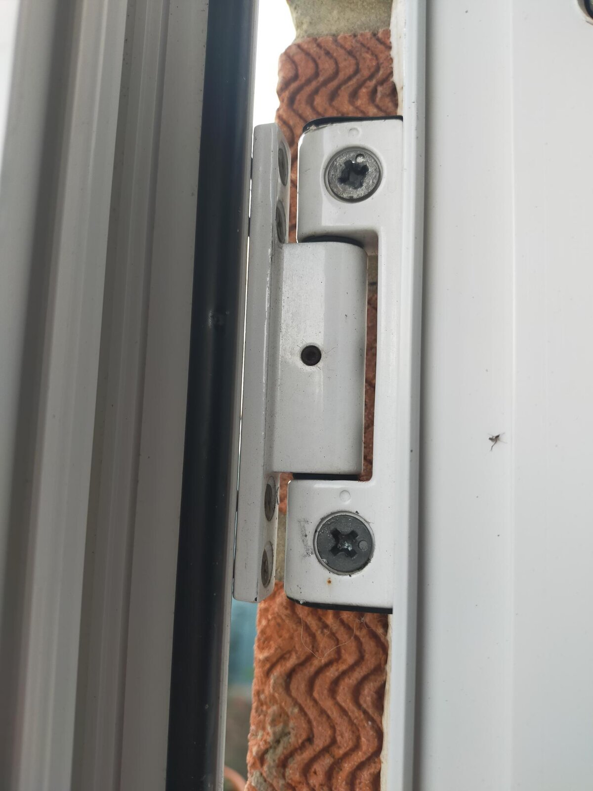 uPVC Door Hinge Issue DIYnot Forums