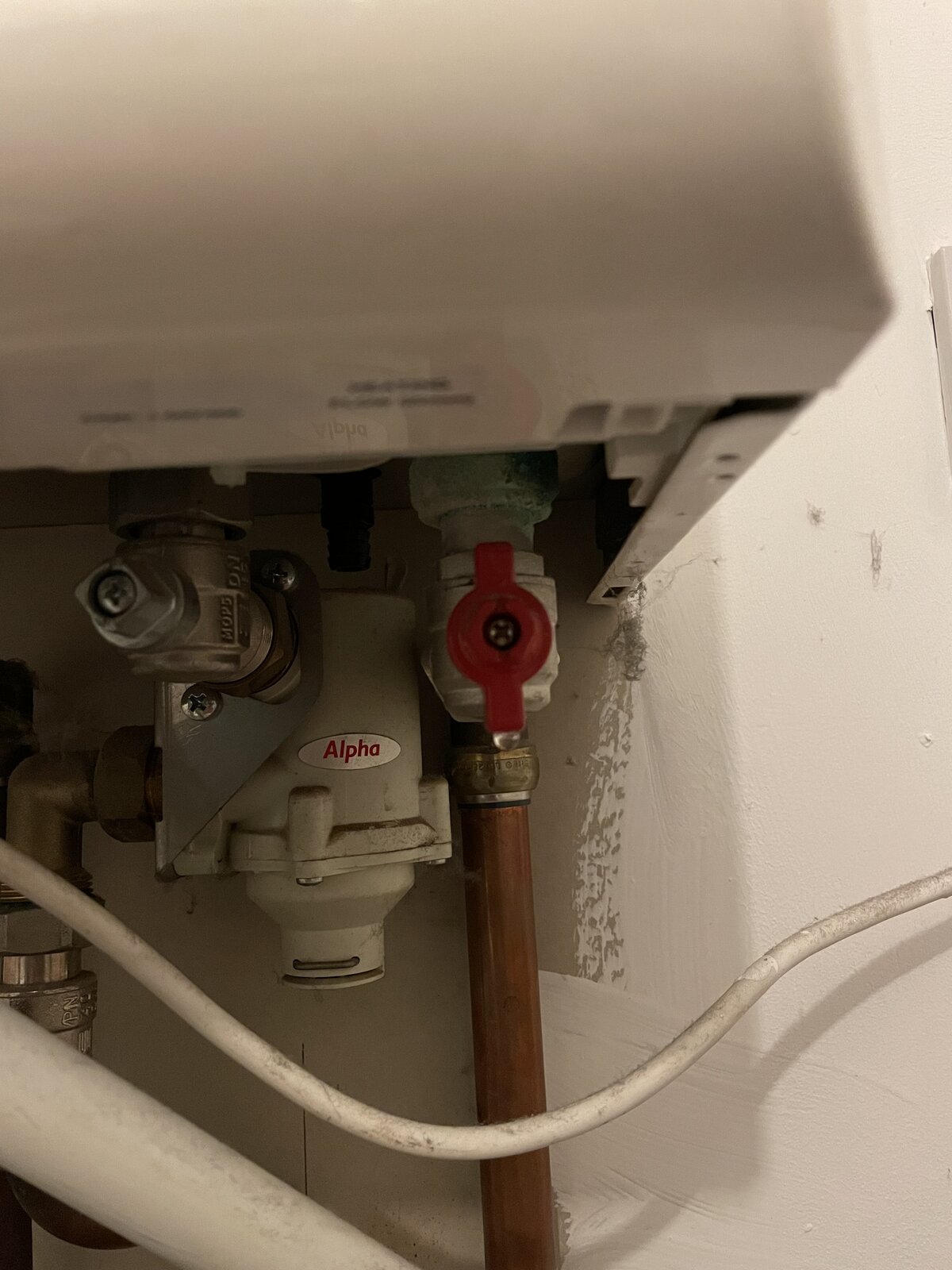 Combi dripping from red tap on flow pipe? Pictures DIYnot Forums