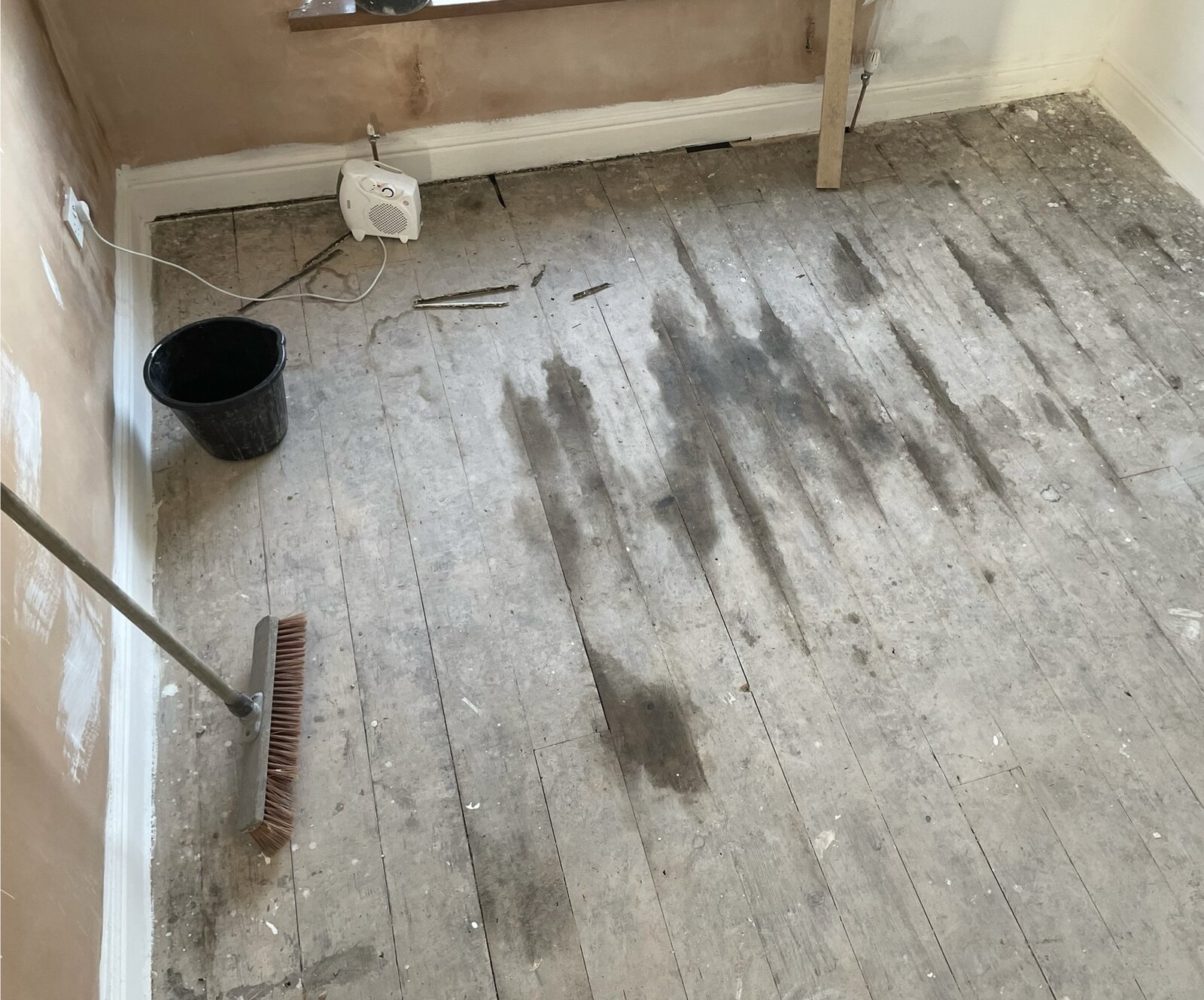 Damp Floorboards no leak DIYnot Forums