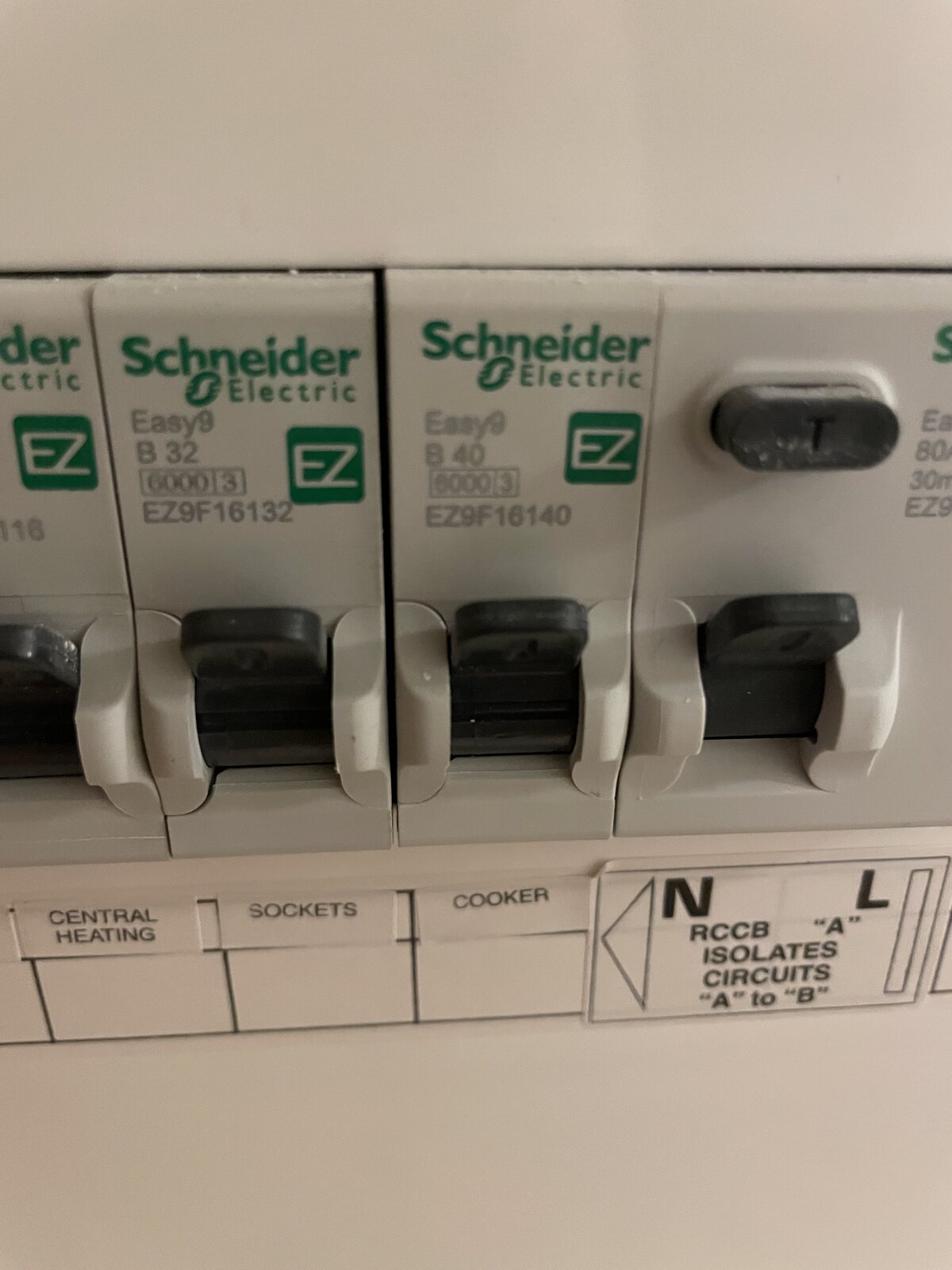 Plugged to hardwired oven. Just change the socket? DIYnot Forums