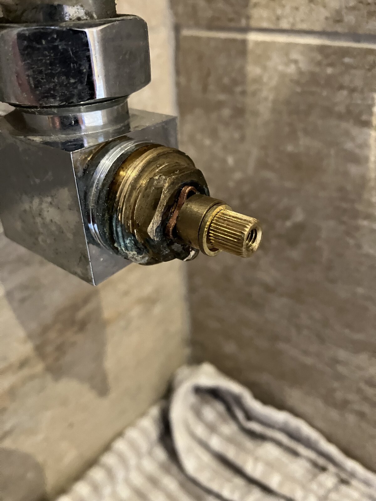 Leaking Towel Rail Valves DIYnot Forums