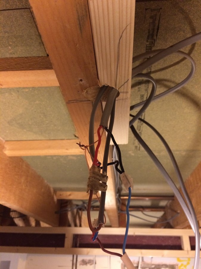 Problem Lights not working upstairs DIYnot Forums