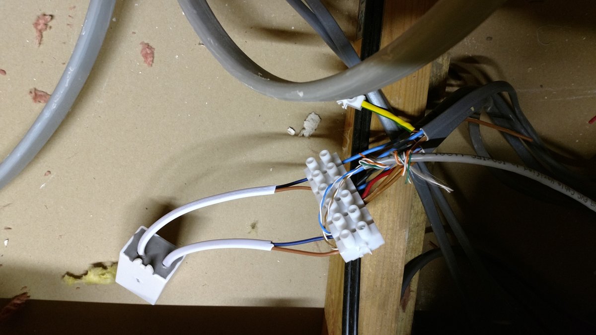 Is this new wiring safe? | DIYnot Forums