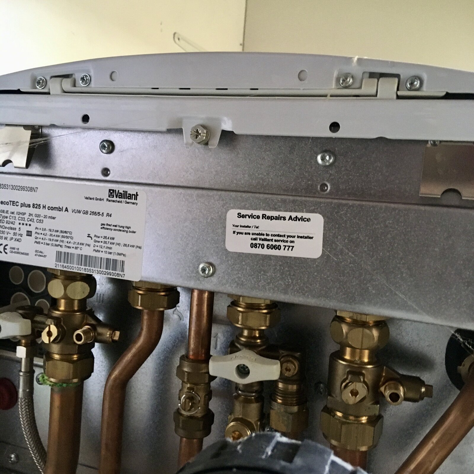 Turning water off the combi boiler? valiant ecotec plus 825 DIYnot