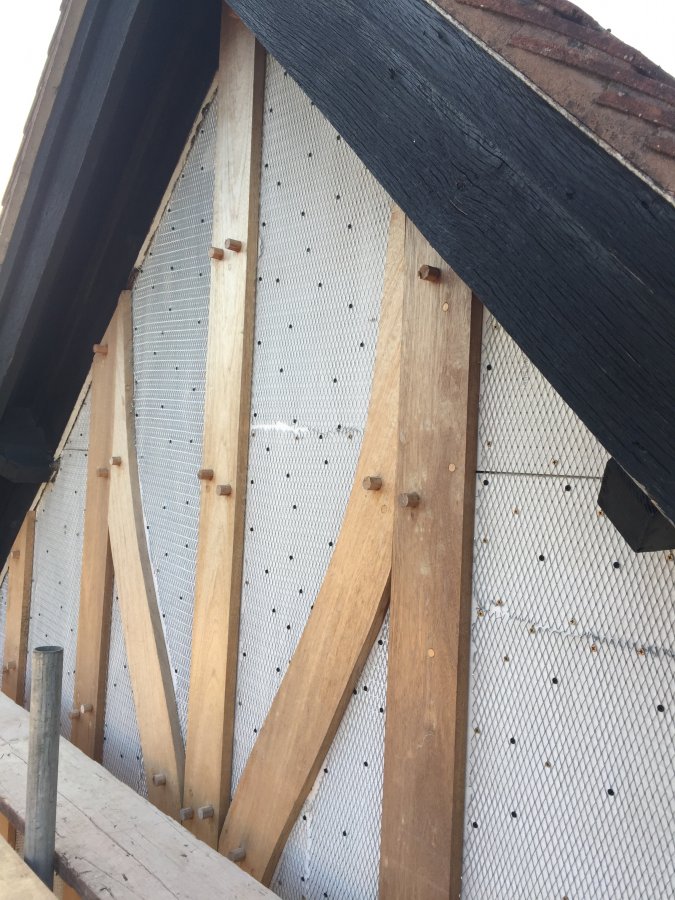 Demidekk Ultimate Or dulux for the wood in these pictures