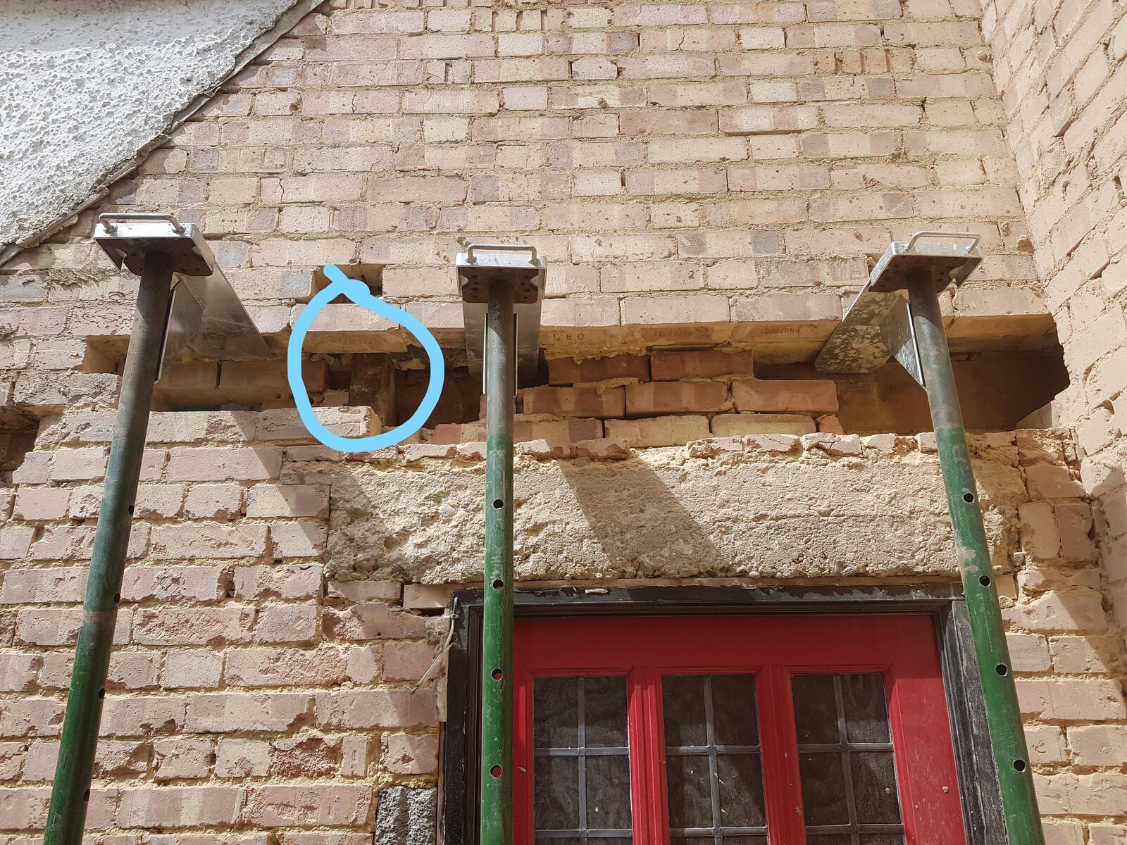 Lintel_LI.jpg