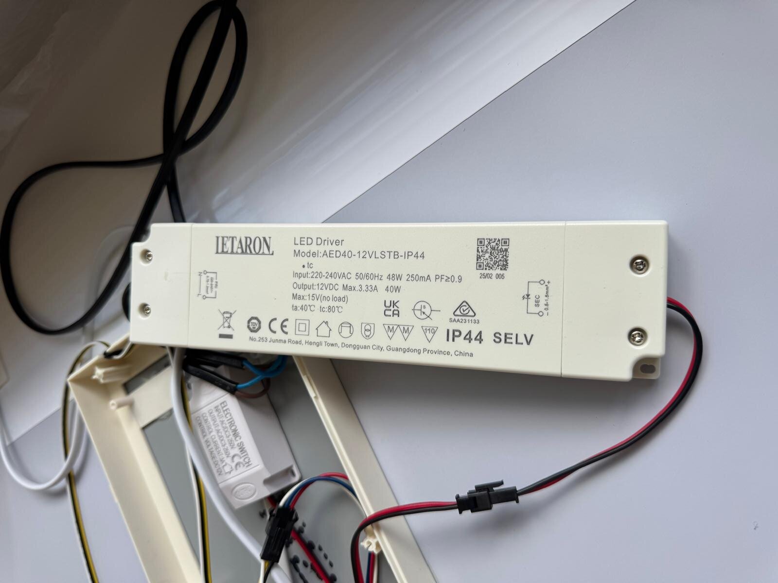 Mirror 2 LED driver.jpg