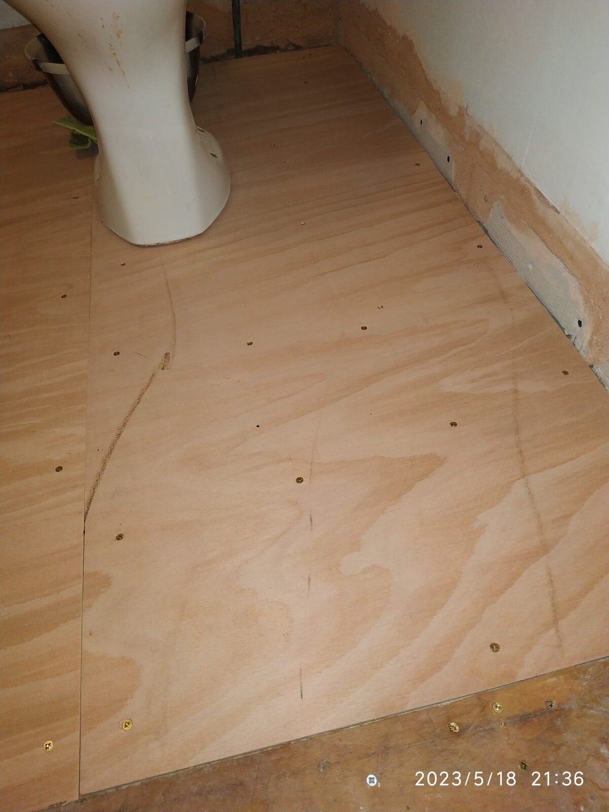 plyfloor4.jpg