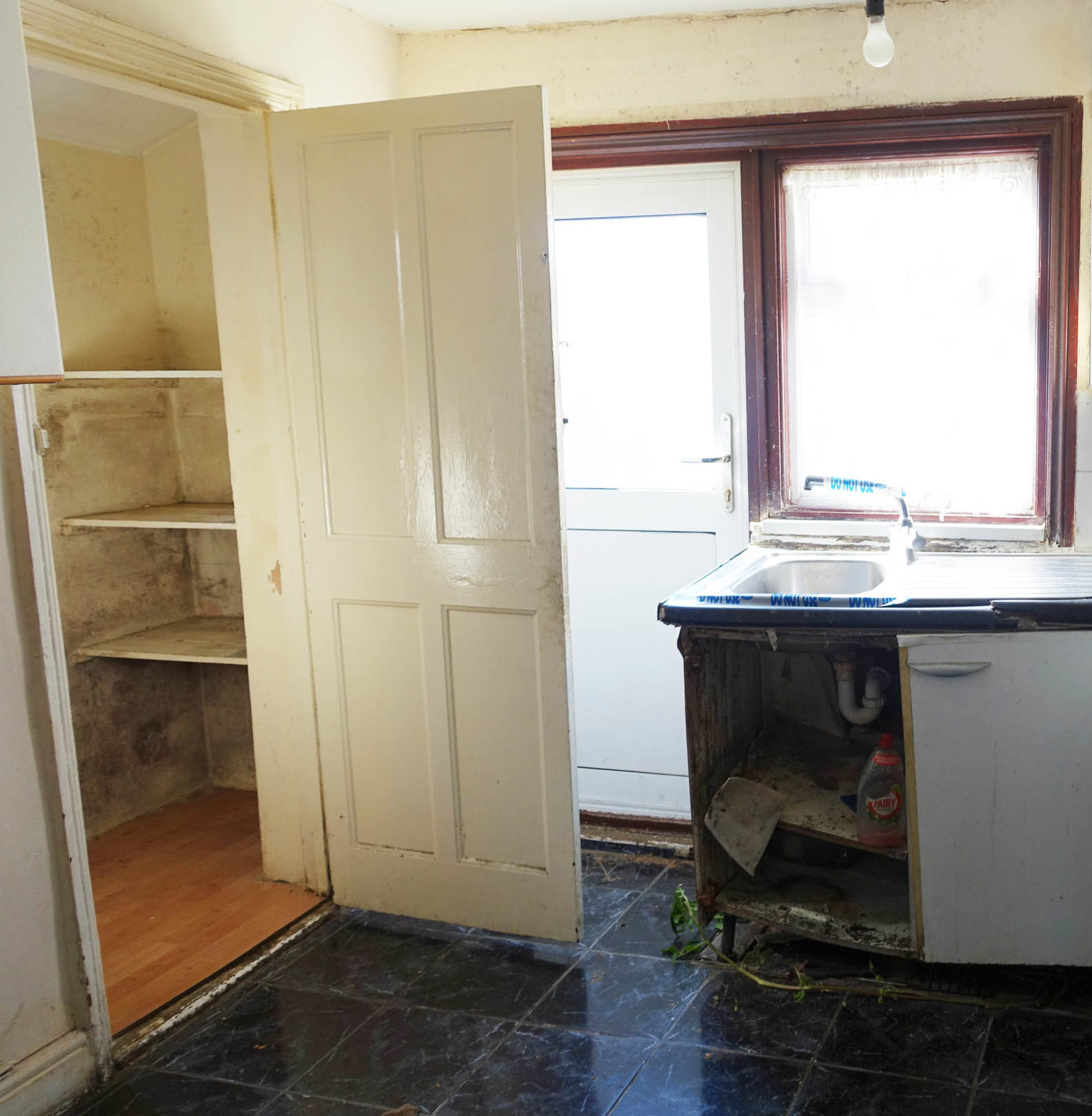 Screen Shot 2017-08-08 at 15.24.43 copy.jpg