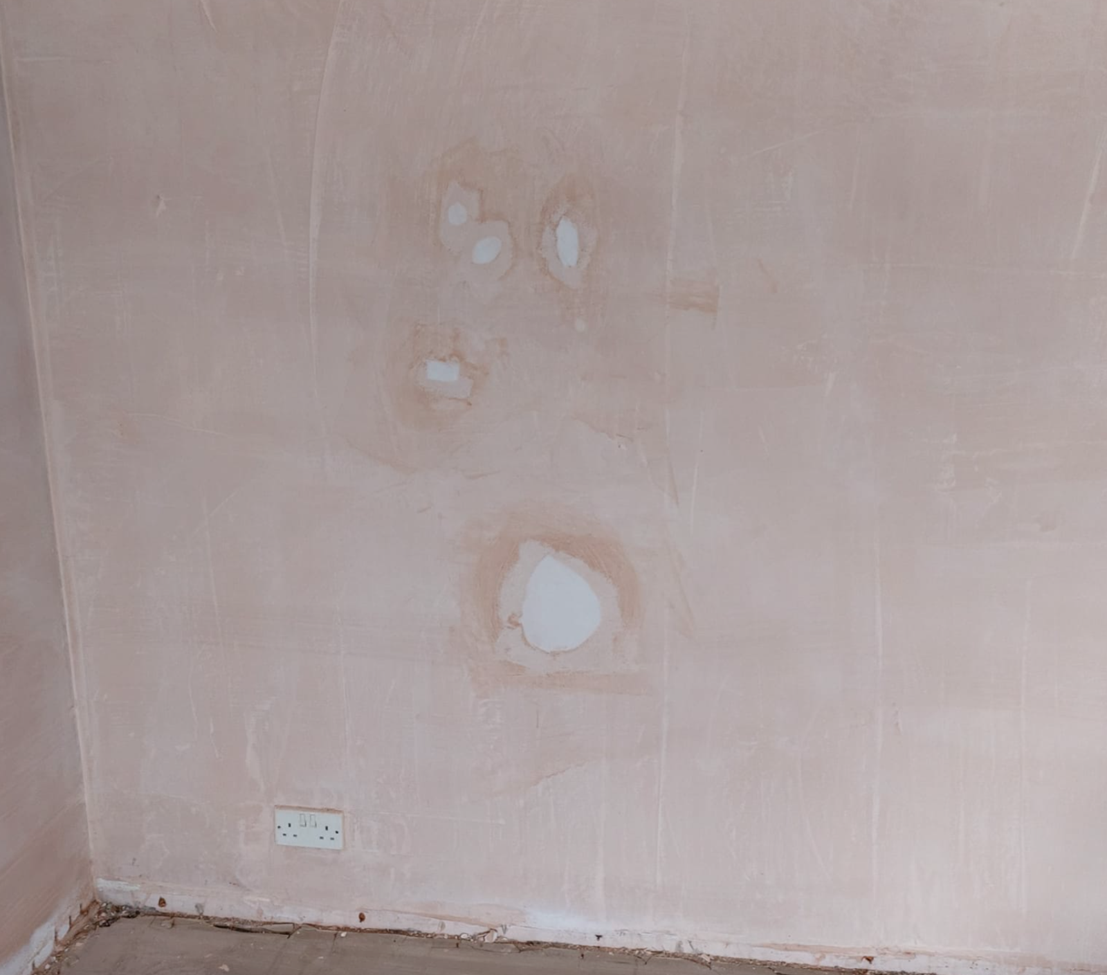 White Spots On New Plaster. DIYnot Forums