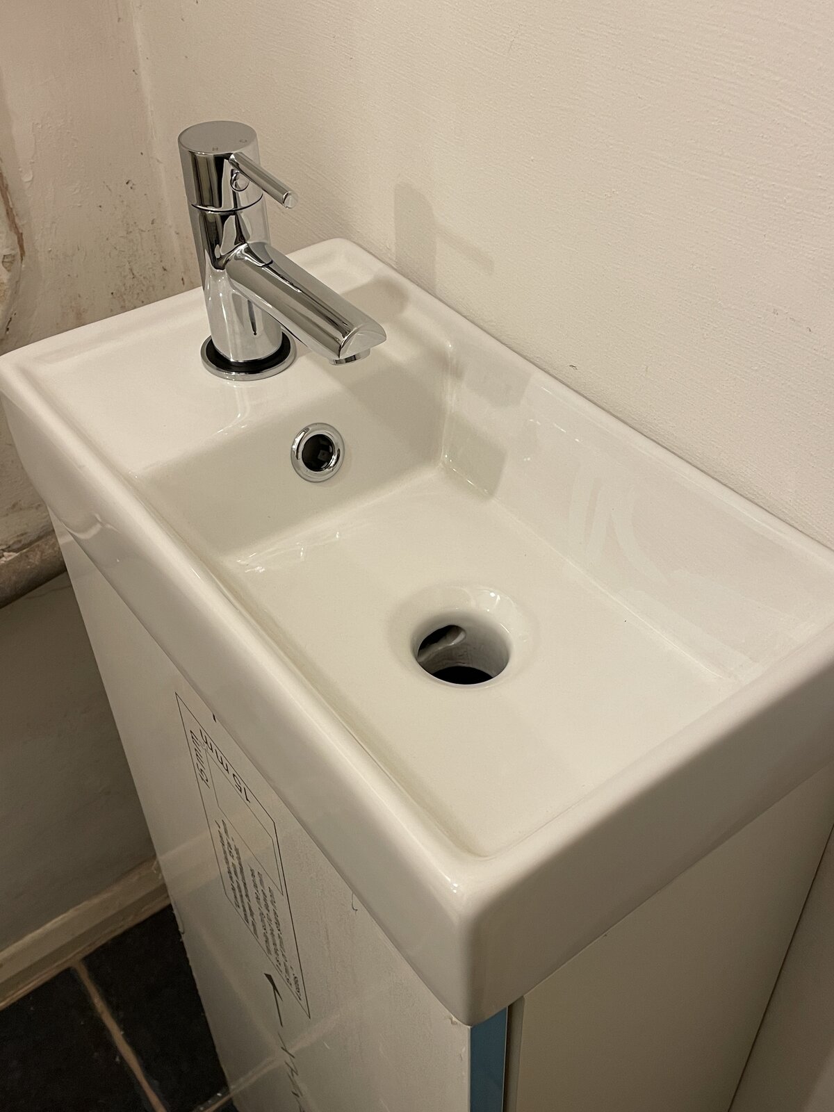 Sink 1.jpeg