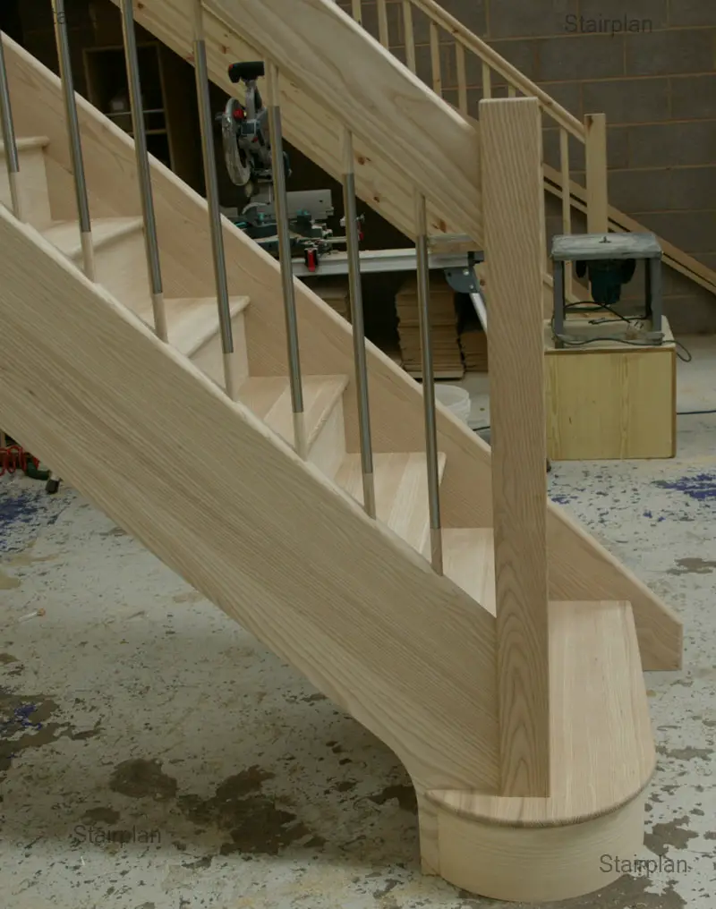 Stairplan Ash double curtail step.jpg