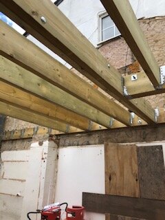 starting joists.jpg