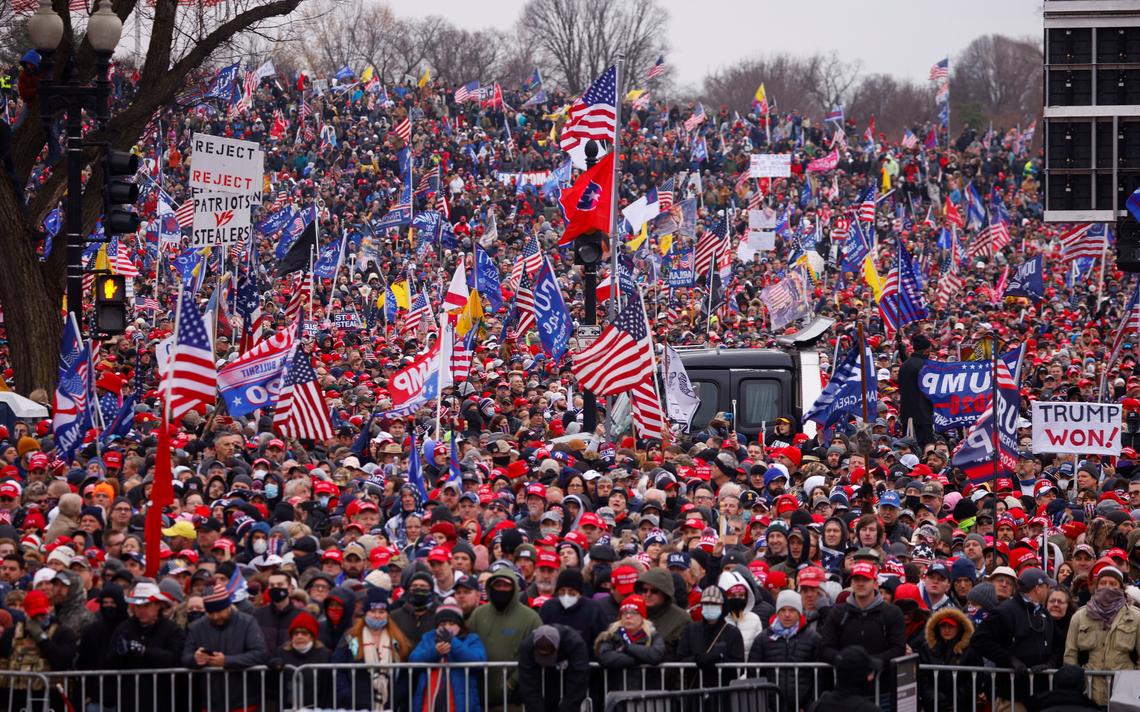 Supporters of U.S.jpg