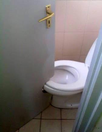 Toilet.jpg