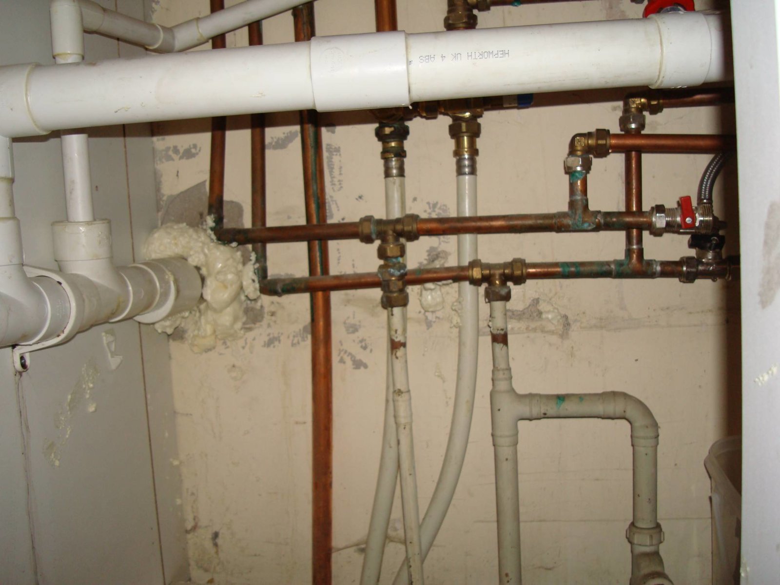 undersink plumbing LHS.jpg