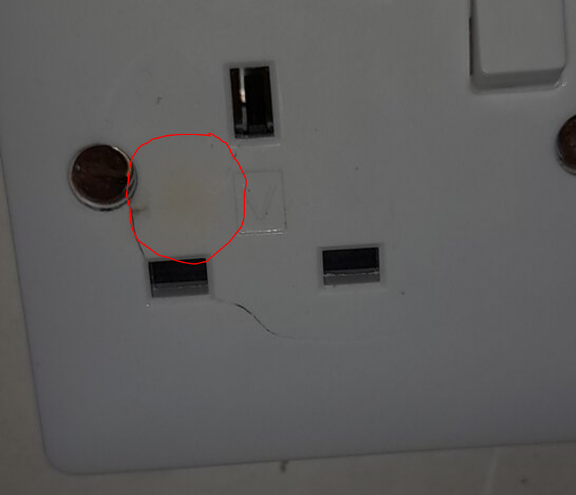A cracked plug socket which I use a lot for fanheater. Page 4