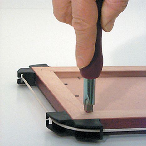 V-Nail Manual Driver.jpg