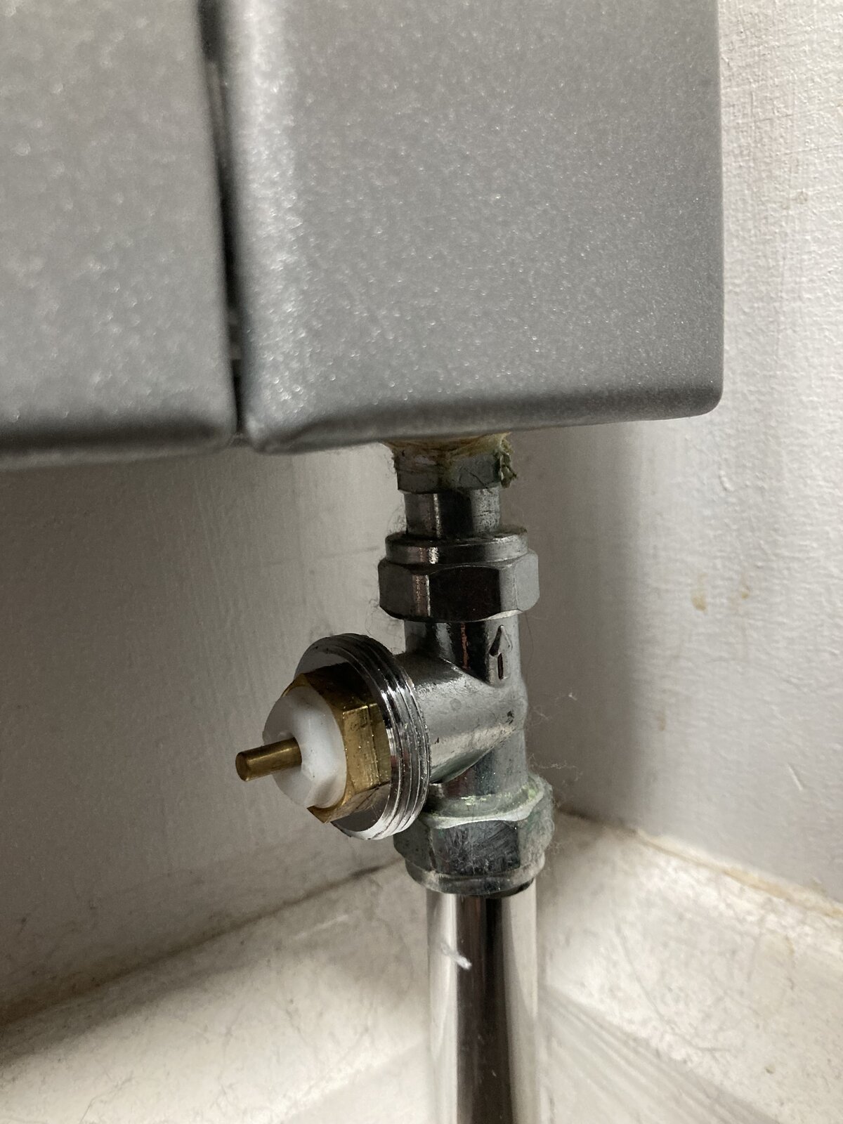 Knocking radiator any advice? Page 2 DIYnot Forums