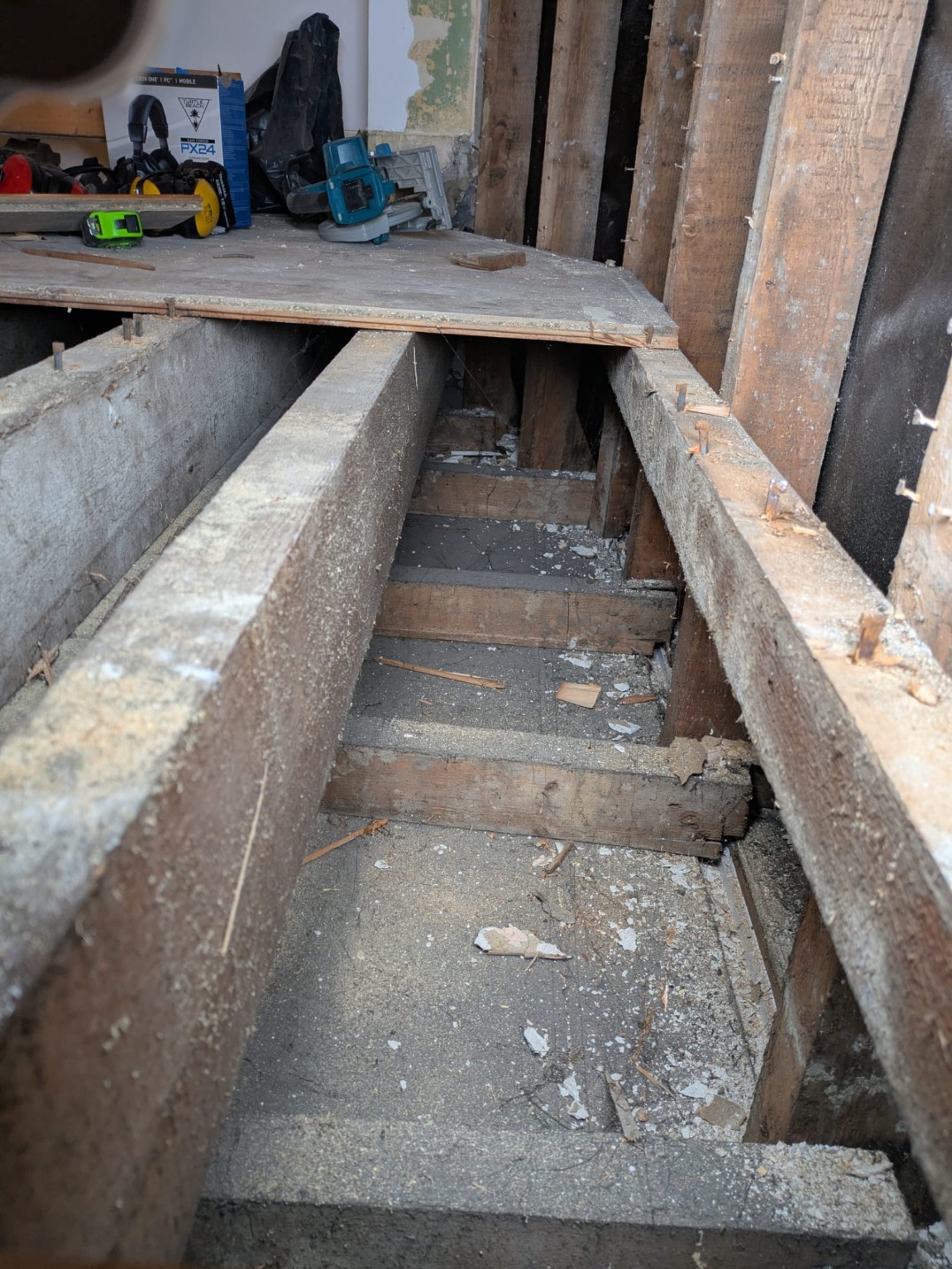 WhatsApp Image 2025-09-29 at 20.59.34 smaller .jpg