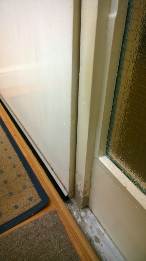 Loose door frame, how to fix?? DIYnot Forums