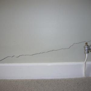 Wall Crack
