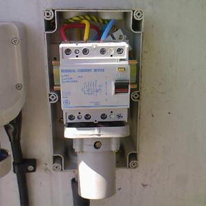 How not to wire a lamp