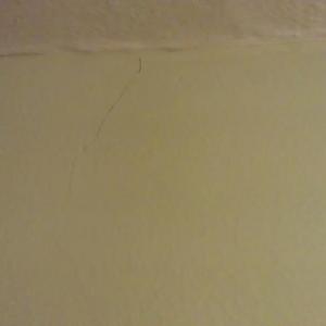 wall cracks